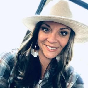 Meet your Posher, Leann